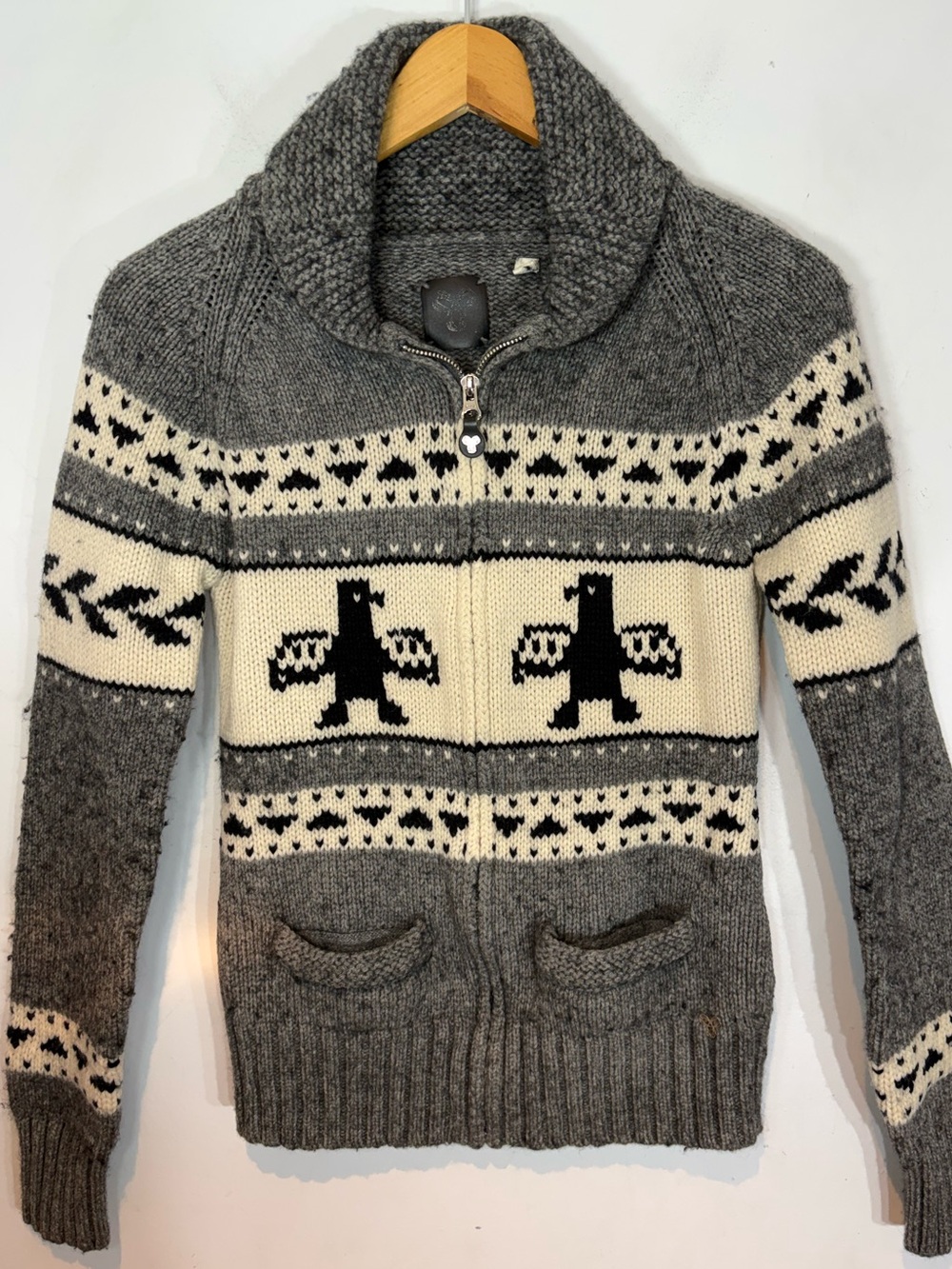 Aritzia TNA Lambswool Zip-Up Sweater Grey Bird Print Small - Picture 2 of 13